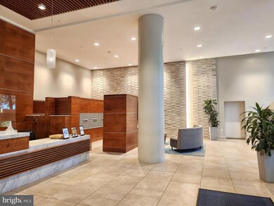 Lakeside Plaza Condominium unit 924, Baileys Crossroads, VA 22041 - photo 4