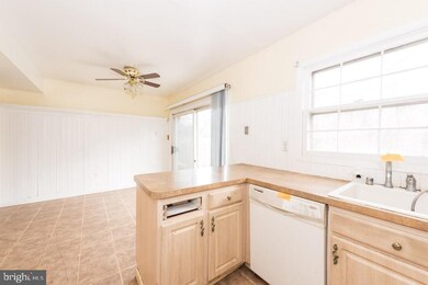 12645 Heming Ln, Bowie, MD 20716 - photo 7
