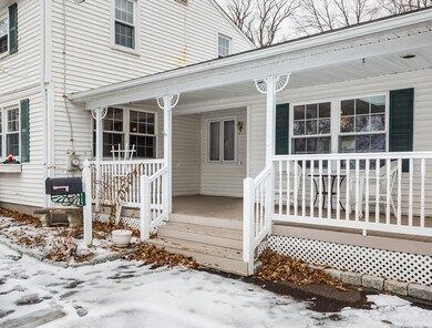 65 Oakwood St, Enfield, CT 06082 - photo 3