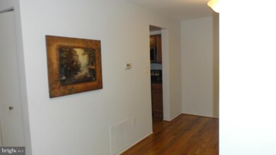 6430 Shannon Station Ct, Springfield, VA 22152 - photo 5