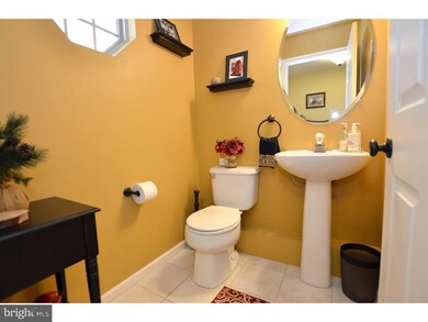 2407 Carriage Ln, Royersford, PA 19468 - photo 6