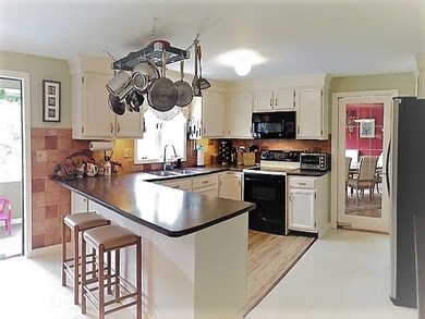 51 Forest St, Londonderry, NH 03053 - photo 7