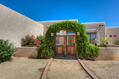 002_Courtyard Gates