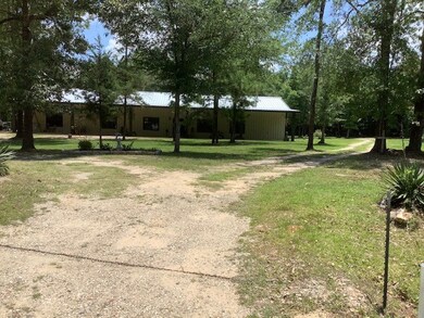 296 White Oak Ln, Lufkin, TX 75904 - photo 3