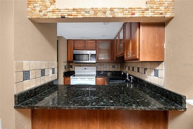 Kitchen bar