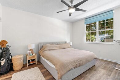 630 S Sapodilla Ave unit 123, West Palm Beach, FL 33401 - photo 6