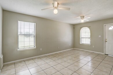 330 6th St, Hempstead, TX 77445 - photo 3