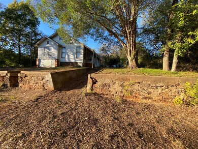 1431 W Main St, Denison, TX 75020 - photo 2