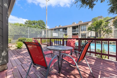 3843 Barrington St unit 163P, San Antonio, TX 78217 - photo 4