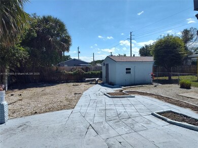 173 W 16th St unit B, Riviera Beach, FL 33404 - photo 5