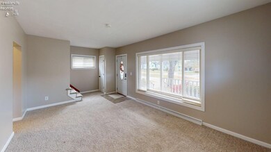 924 Birdseye Blvd, Fremont, OH 43420 - photo 6