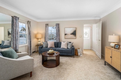 2219 W 24th St, Duluth, MN 55811 - photo 2