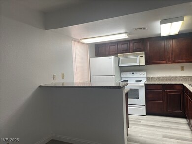 5221 River Glen Dr unit 195, Las Vegas, NV 89103 - photo 7