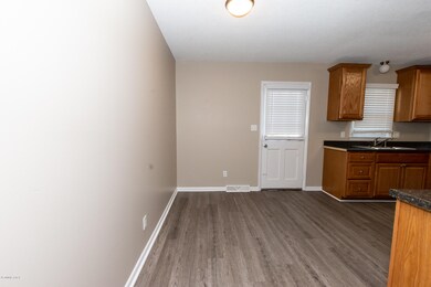 331 Richlands Ave unit 5, Jacksonville, NC 28540 - photo 7