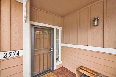 2574NERobinsonSt-1