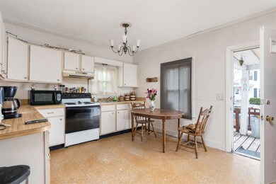 45 West St, Winooski, VT 05404 - photo 5