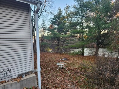 205 Camp St unit Rear House, Plainville, CT 06062 - photo 3