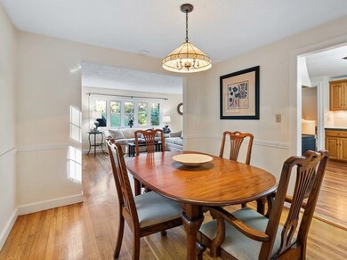 6 Holbrook Rd, Wayland, MA 01778 - photo 4