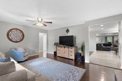 RE_935Peachtree-6