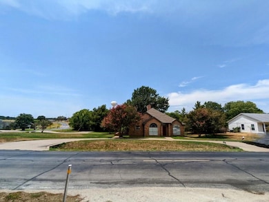 100 San Chez Dr, Gainesville, TX 76240 - photo 2