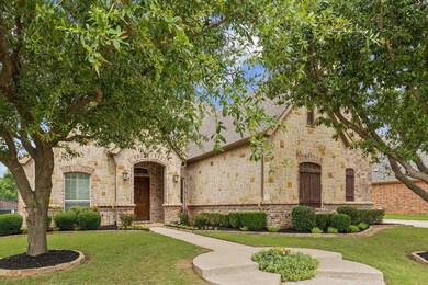 8013 Hallmark Dr, North Richland Hills, TX 76182 - photo 2