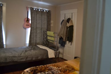 32 Wamesit St unit 3, Lowell, MA 01852 - photo 3