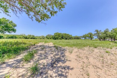 1032 W Oak St, Weatherford, TX 76086 - photo 4