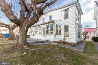 9 & 11 S Cherry St, Myerstown, PA 17067 - photo 6