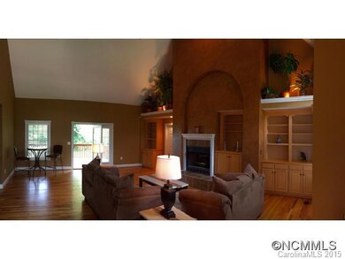 Spacious flow for entertaining