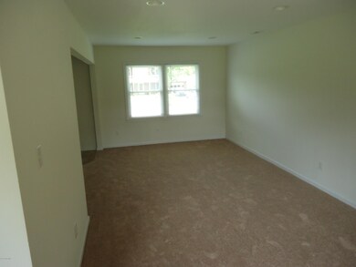 405 Greenbriar Dr, Jacksonville, NC 28546 - photo 3