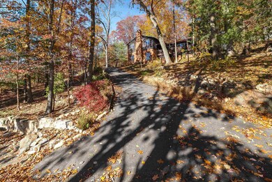 211 Oak Ridge Cir, Staunton, VA 24401 - photo 3