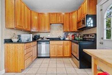 84 South St unit 3, Waltham, MA 02453 - photo 2