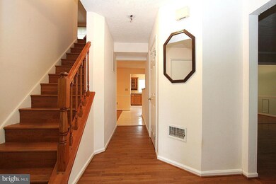 11710 Lord Philip Ct, Germantown, MD 20876 - photo 2