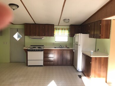 65 Rutland Rd unit 1, Crawfordville, FL 32327 - photo 4