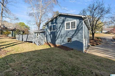 2562 Comanche Dr, Birmingham, AL 35244 - photo 5