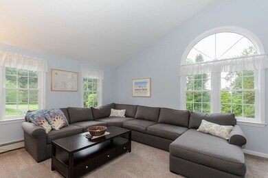 10 Tyler Dr, Londonderry, NH 03053 - photo 4