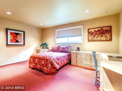 2104 Burdock Rd, Baltimore, MD 21209 - photo 6