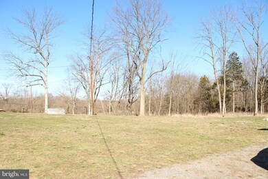 22 Upper Rd, Martinsburg, WV 25404 - photo 7