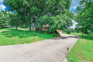 3609 Shamrock Rd-03