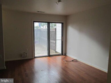 8626 Village Way unit 5, Alexandria, VA 22309 - photo 4