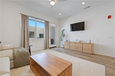 27227 Diamond Peak Ln unit 301, Valencia, CA 91381 - photo 7