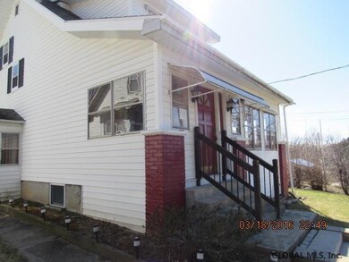 14 Cortland St, Troy, NY 12180 - photo 3