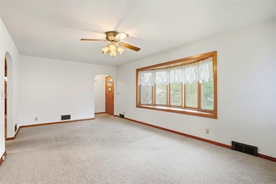 804 Union, Columbus City, IA 52737 - photo 3