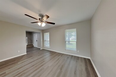8407 Sunny Ridge Dr, Houston, TX 77095 - photo 2