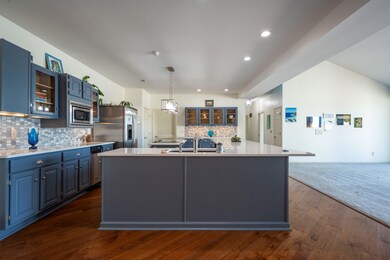 Kitchen 5