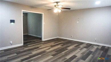 2206 E Stayton Ave, Victoria, TX 77901 - photo 4