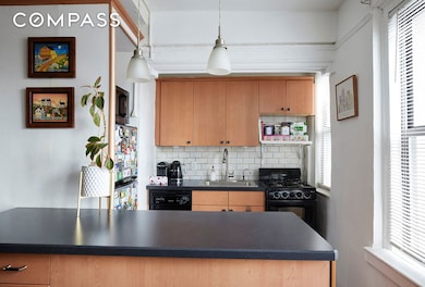 339 E 58th St unit 9H, New York, NY 10022 - photo 4