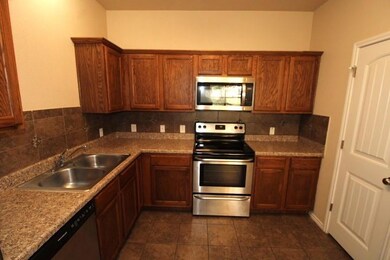 911 Brookview Dr, Copperas Cove, TX 76522 - photo 4