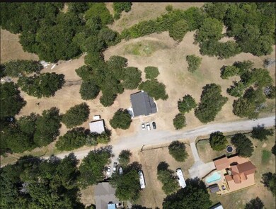 161 England Dr, Denison, TX 75021 - photo 2