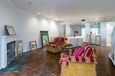 Entertain easily from centrally positioned wet bar